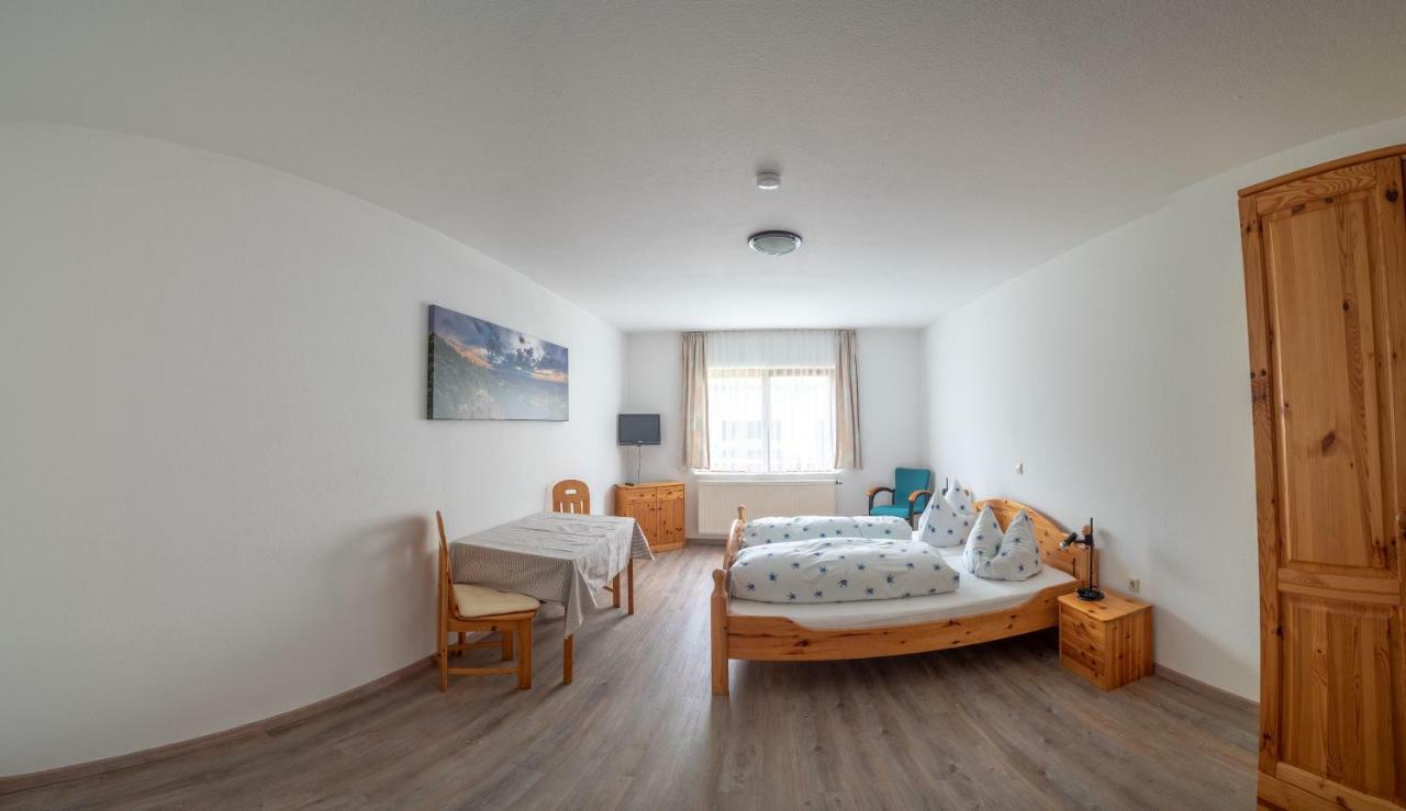 Gaestehaus Marion Dettingen an der Erms Zewnętrze zdjęcie